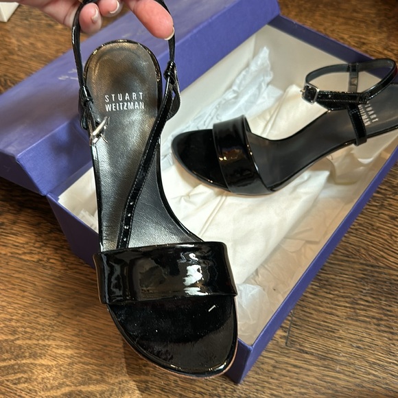 Stuart Weitzman black patent/lucite heel sandal - Picture 2 of 4